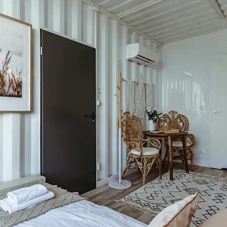Herbals - Tree&Lake Houses With Bath, Sauna, Bikes, Motorboat Mielno  Room photo
