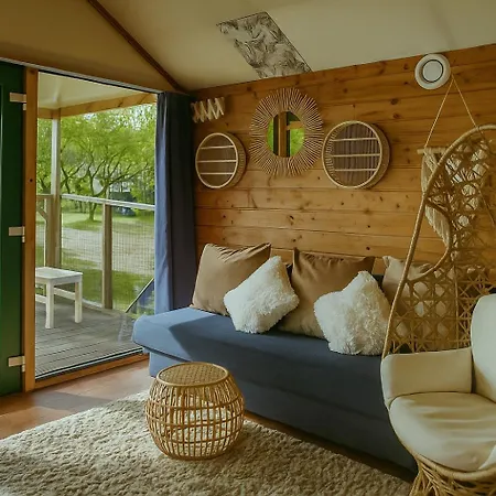 Herbals - Tree&Lake Houses With Bath, Sauna, Bikes, Motorboat Mielno  Room photo