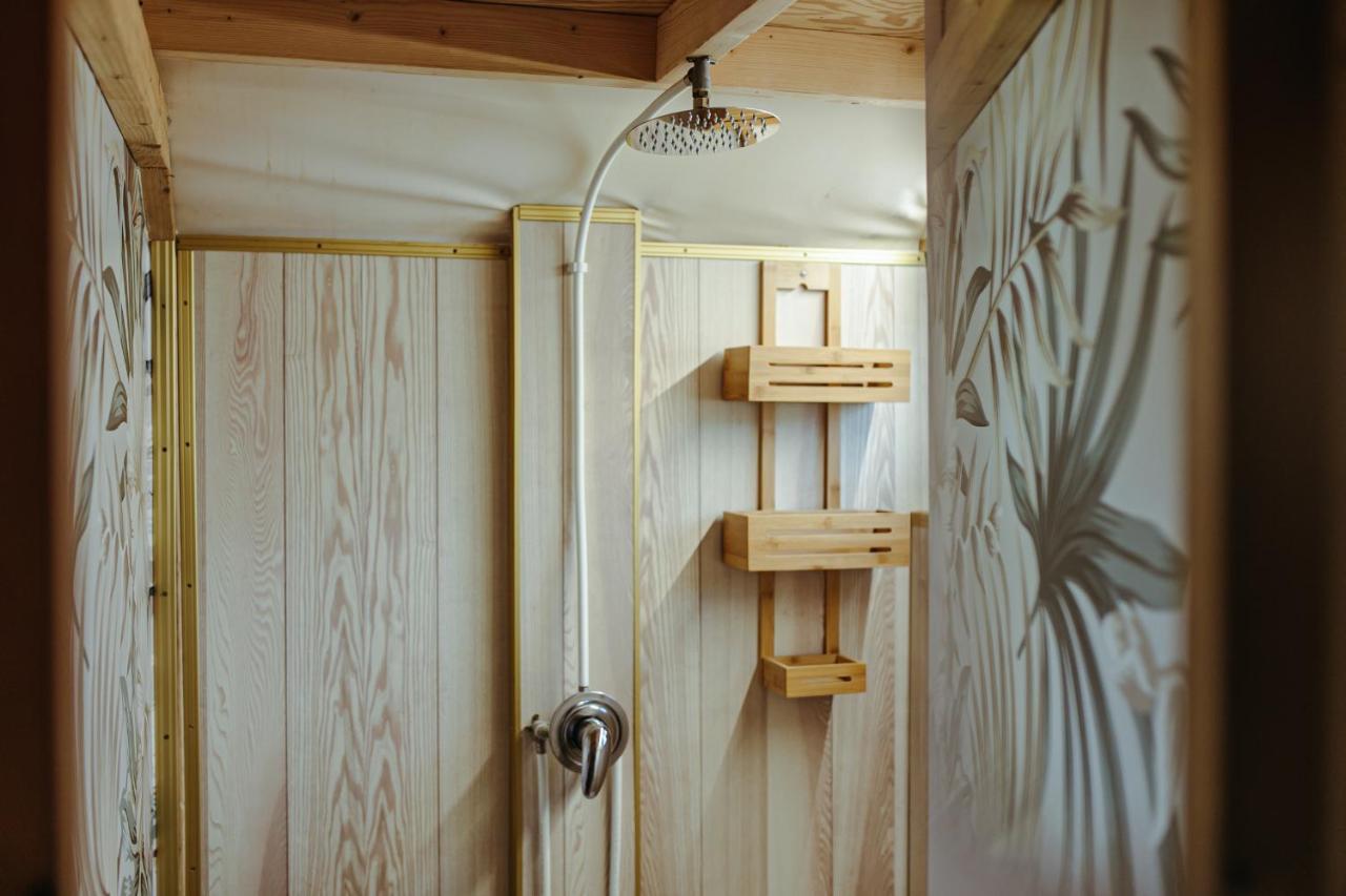 Herbals - Tree&lake With Bath, Sauna, Bikes, Motorboat Apartament Mielno (Koszalin)