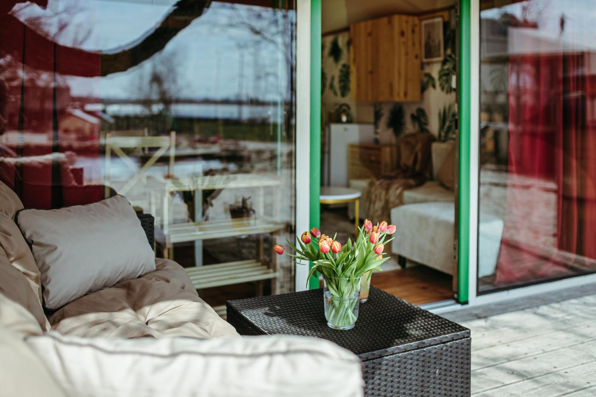 Herbals - Tree&lake With Bath, Sauna, Bikes, Motorboat Apartament Mielno (Koszalin)